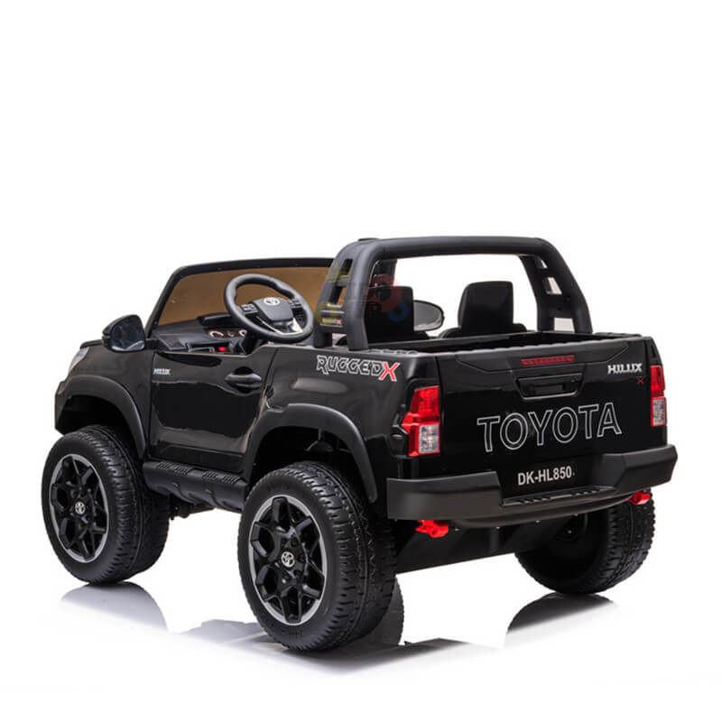 Toyota Hilux 24V Ride-On | Remote Control & MP4 | Black image 4