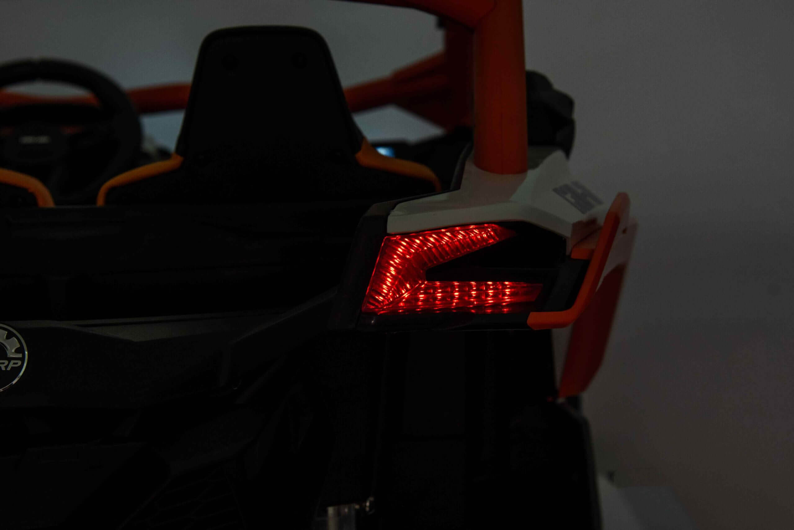 Licensed LX Performance Edition 24V Can-Am Maverick 4WD Double 24V Battery Pack, 2-Seater Kids' Buggy, Music, EVA Wheels, Leather Seats, RC image 11