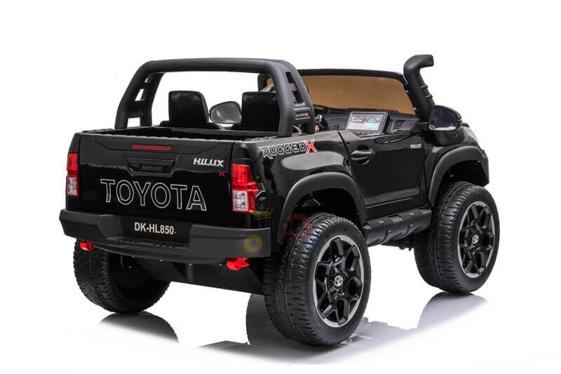 Toyota Hilux 24V Ride-On | Remote Control & MP4 | Black image 9