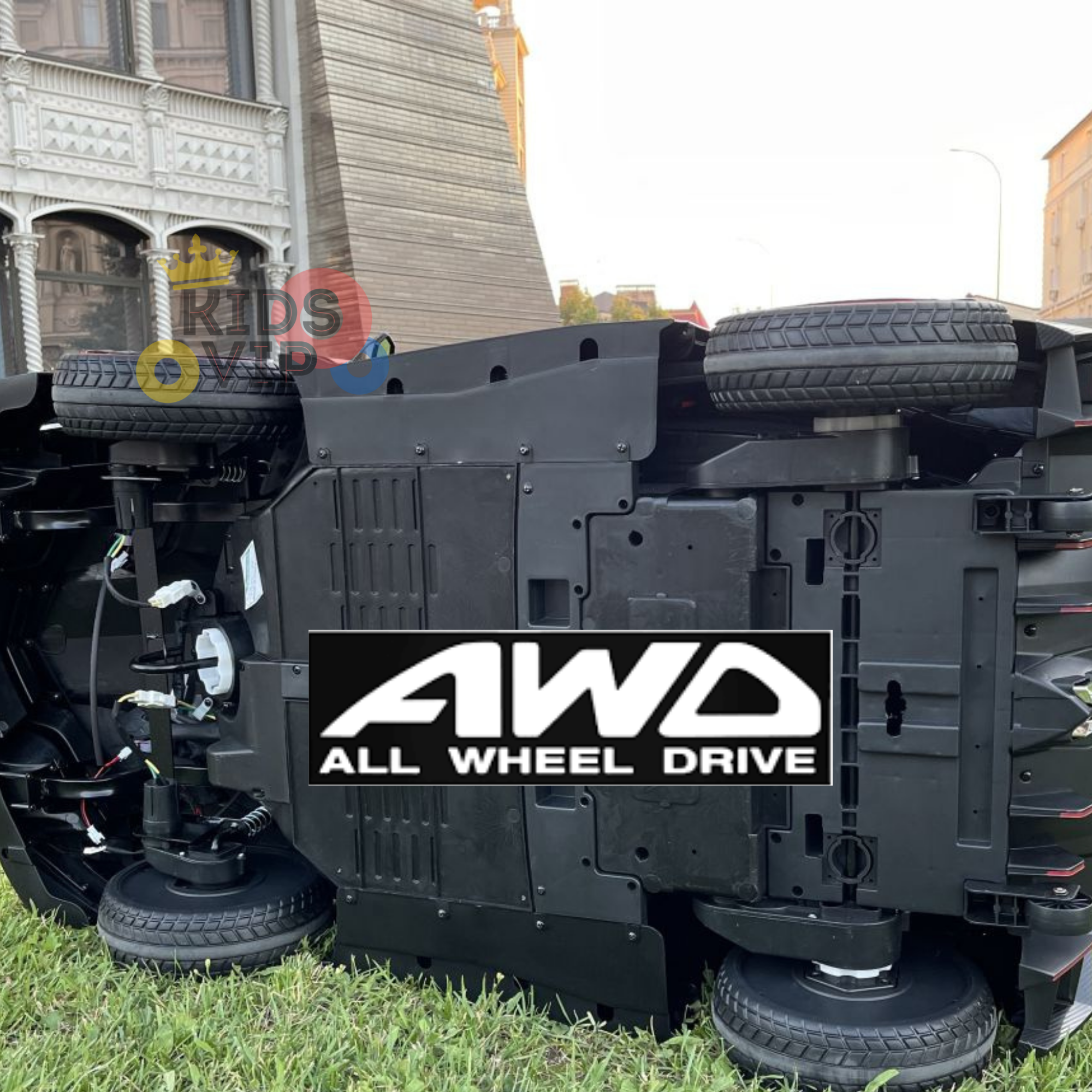 Limited Pink Edition Lamborghini Veneno 12V 4X4 Toddlers Ride-on Car, BT RC image 8