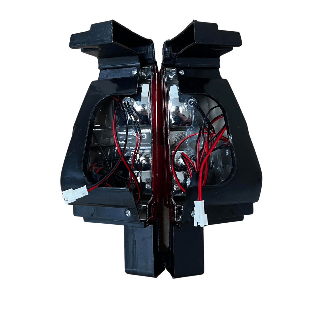 24V Toyota Hilux - Taillight (Pair) image 1