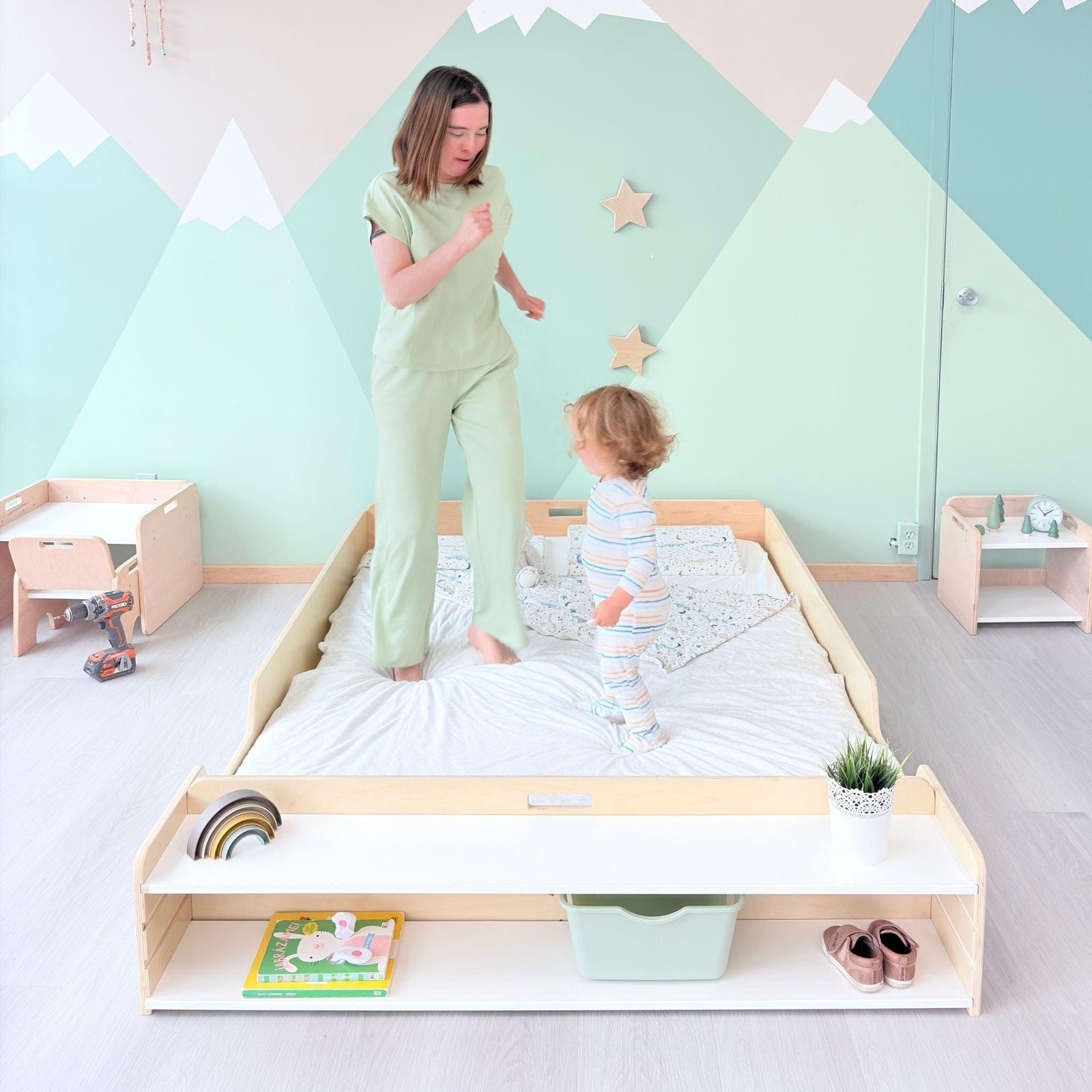 APPLE FULL - Montessori Floor Bed with Shelves.