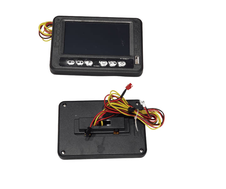 24V Range Rover - MP4 Screen.