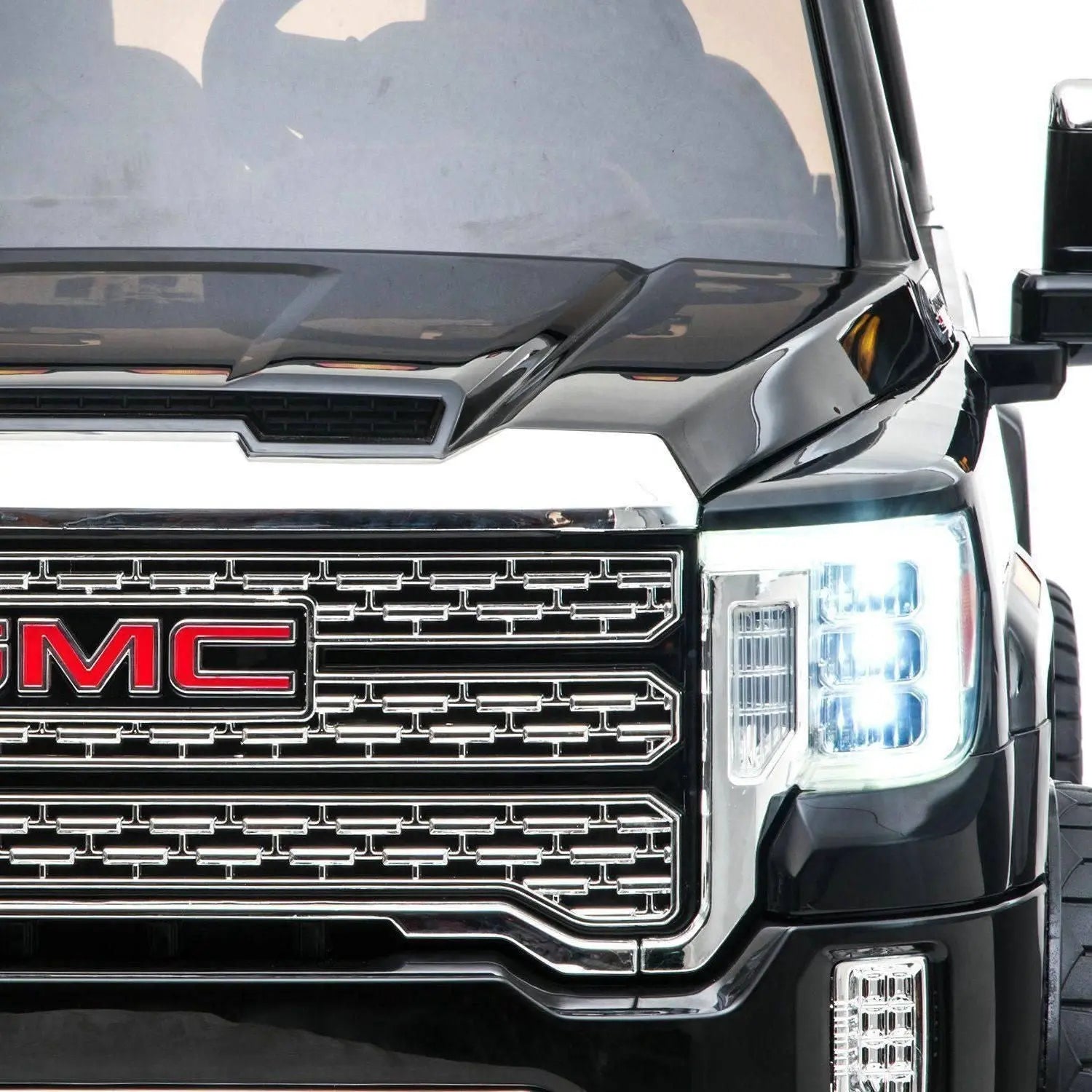 GMC Sierra Denali 24V 2-Seater Ride-On Truck