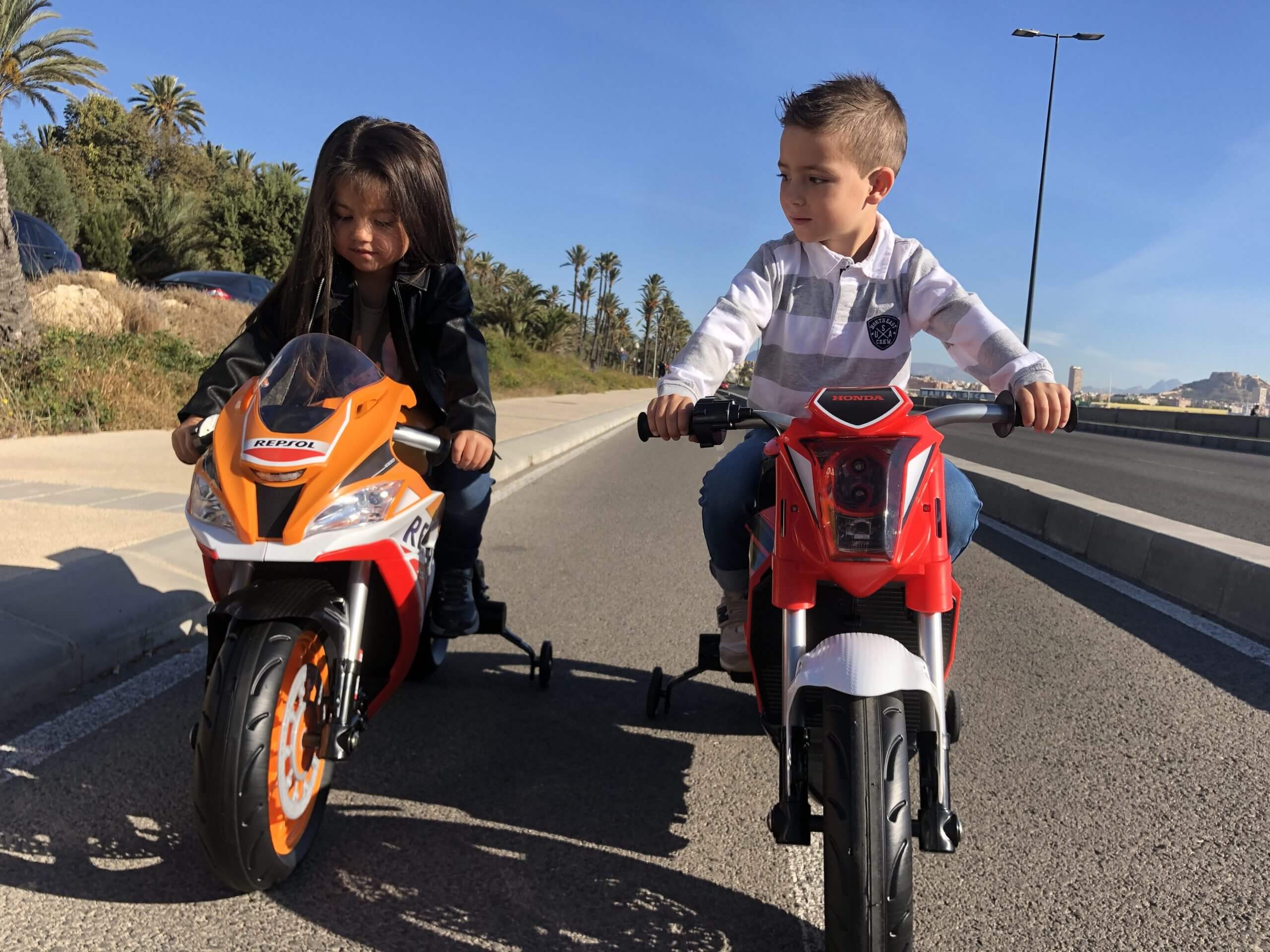 Kidsvip Injusa 12V Motocycle For Kids Red 16